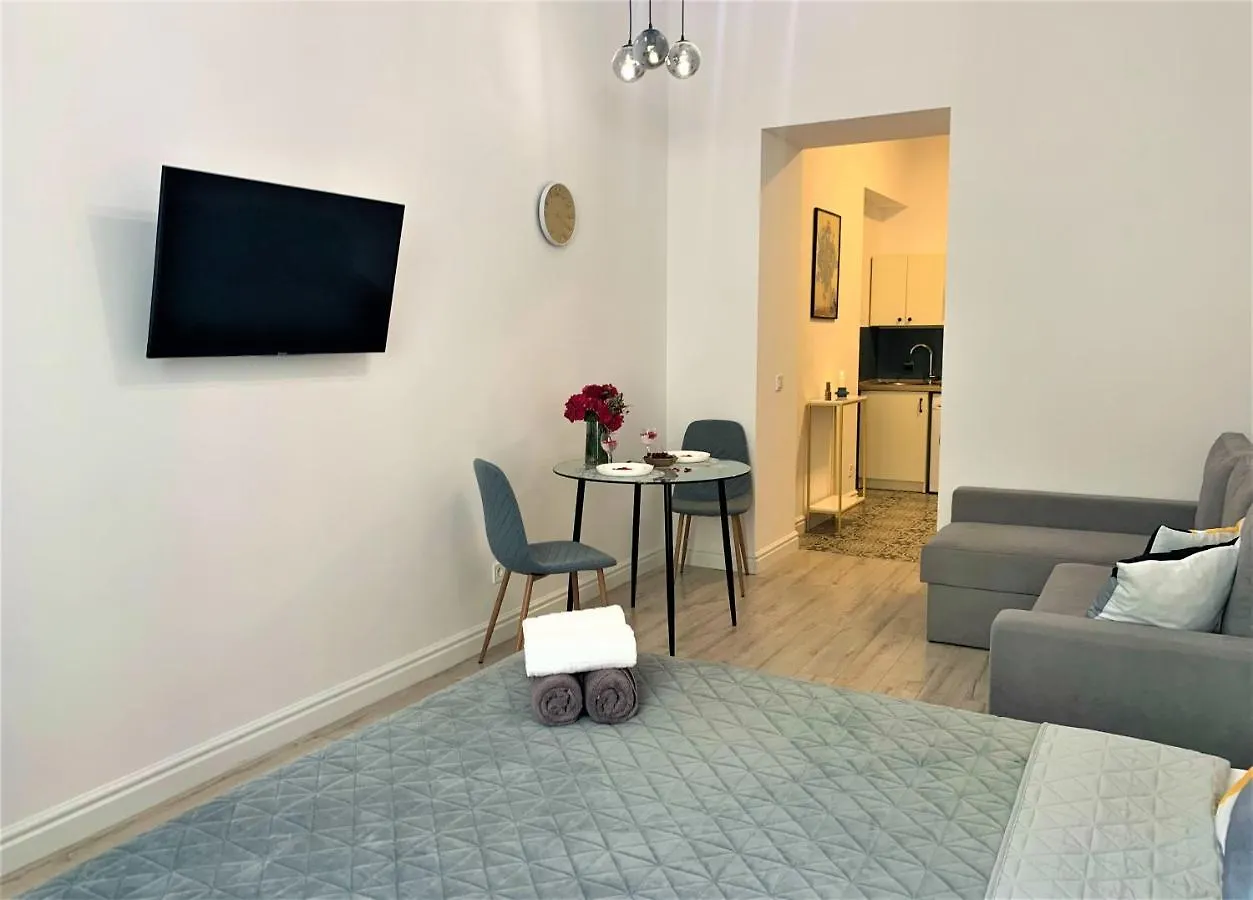 Iris Apartment On Popovich Leópolis Ucrania
