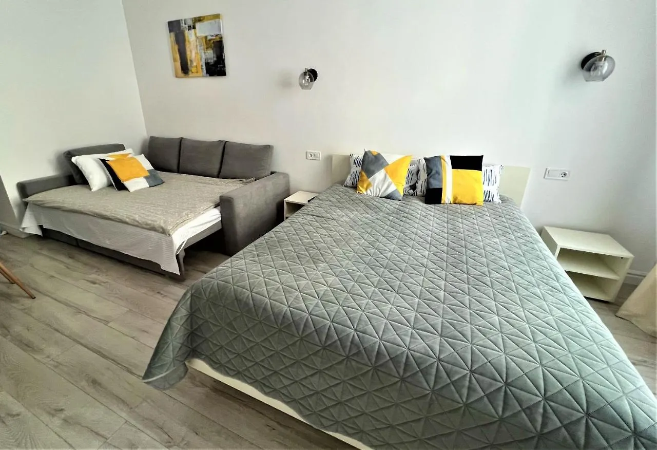 Iris Apartment On Popovich Leópolis